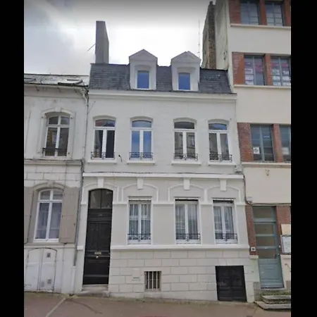 Lescapade Grand Rue Conciergerie Leroy *